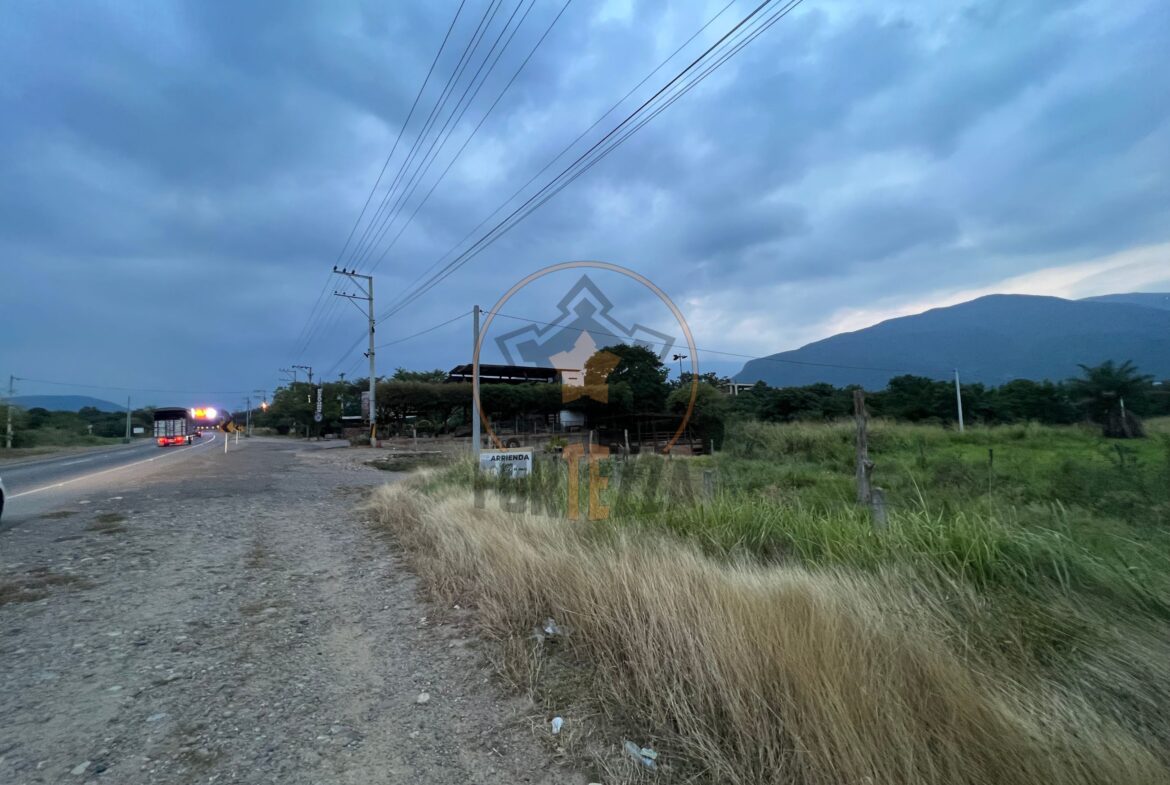 Arriendo lote en corozal