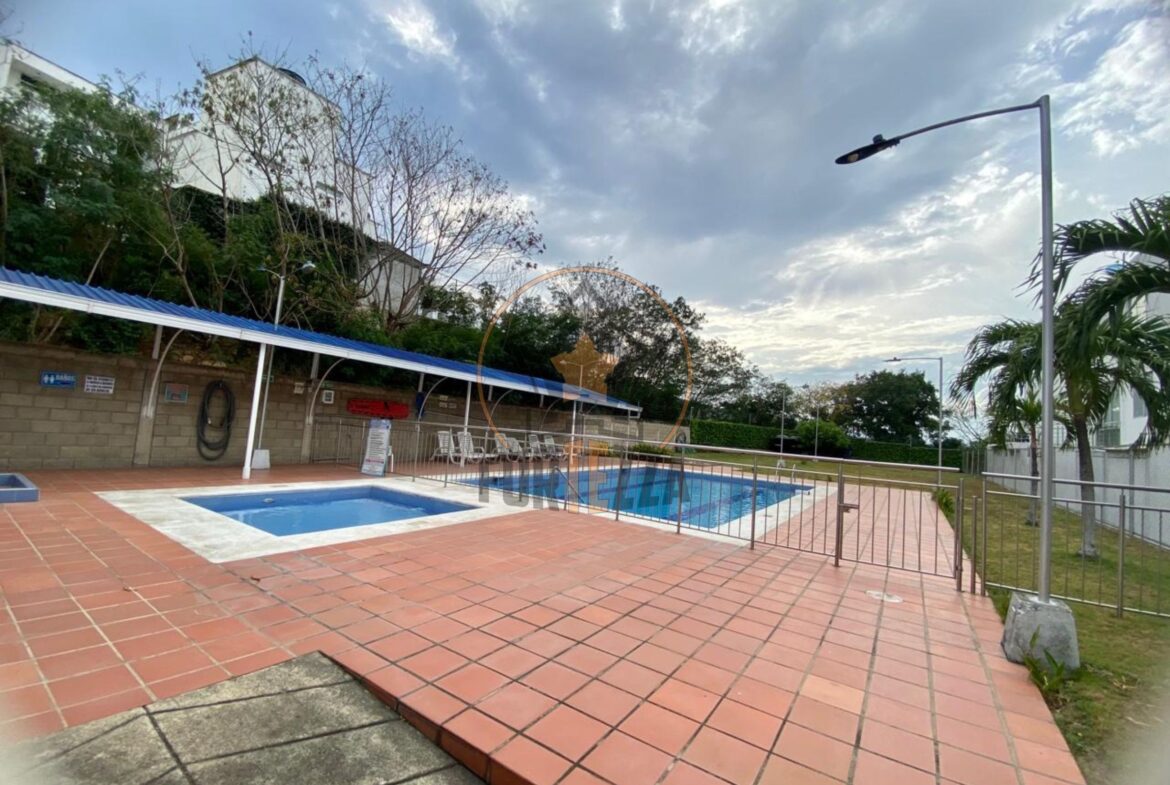 Casa en conjunto cerrado, Palestina Real-Los Patios.