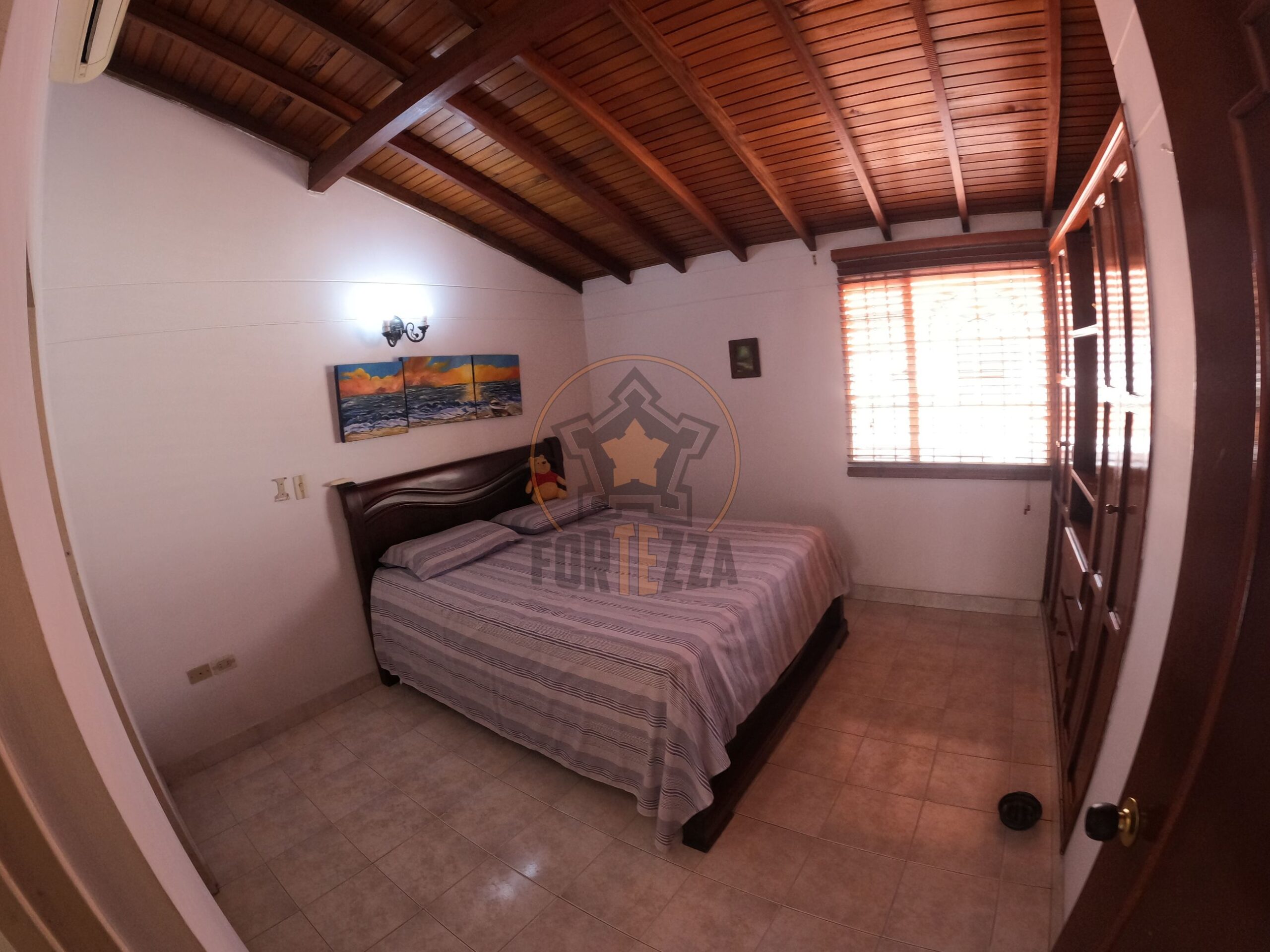 Casa en venta-Playa Hermosa.