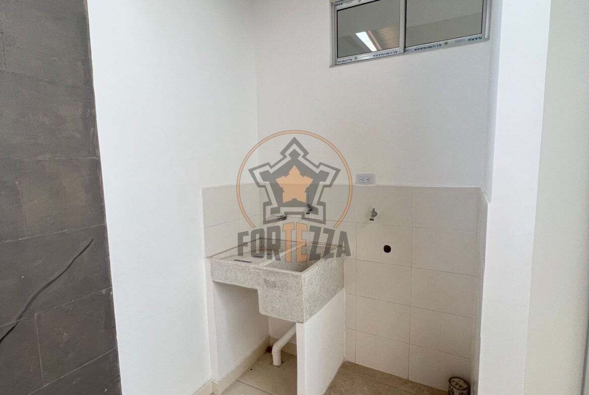 Venta o arriendo casa en urbanización Niza 120m2