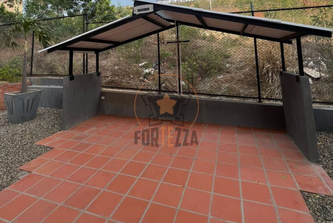 APTO EN ARRIENDO, ECONOMICO CON FULL ACABADOS.