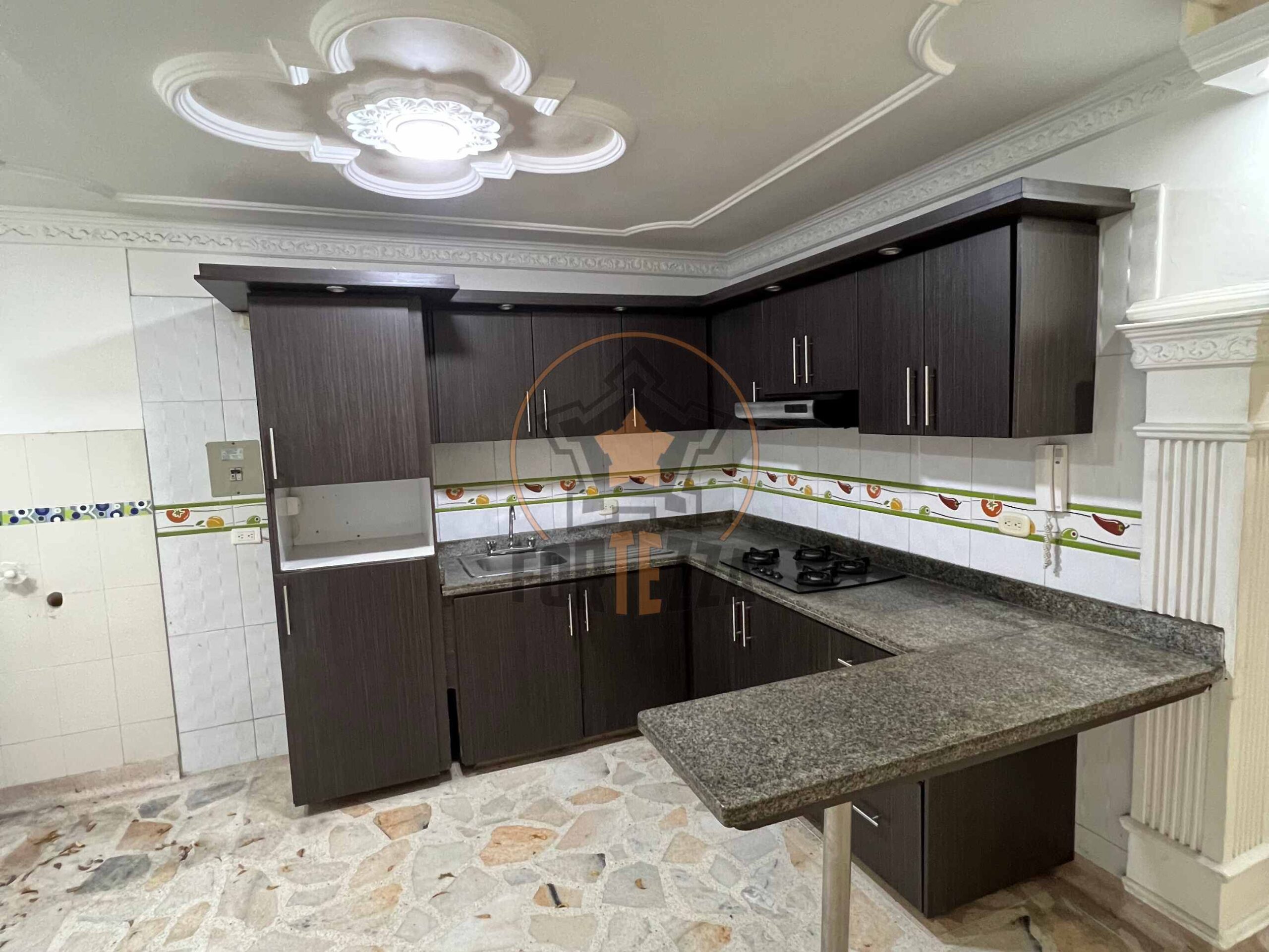 CASA EN VENTA-CONJUNTO CERADO ALCALÁ $360 MILLONES.