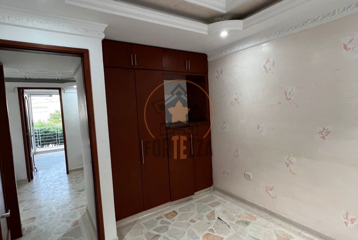 CASA EN VENTA-CONJUNTO CERADO ALCALÁ $360 MILLONES.