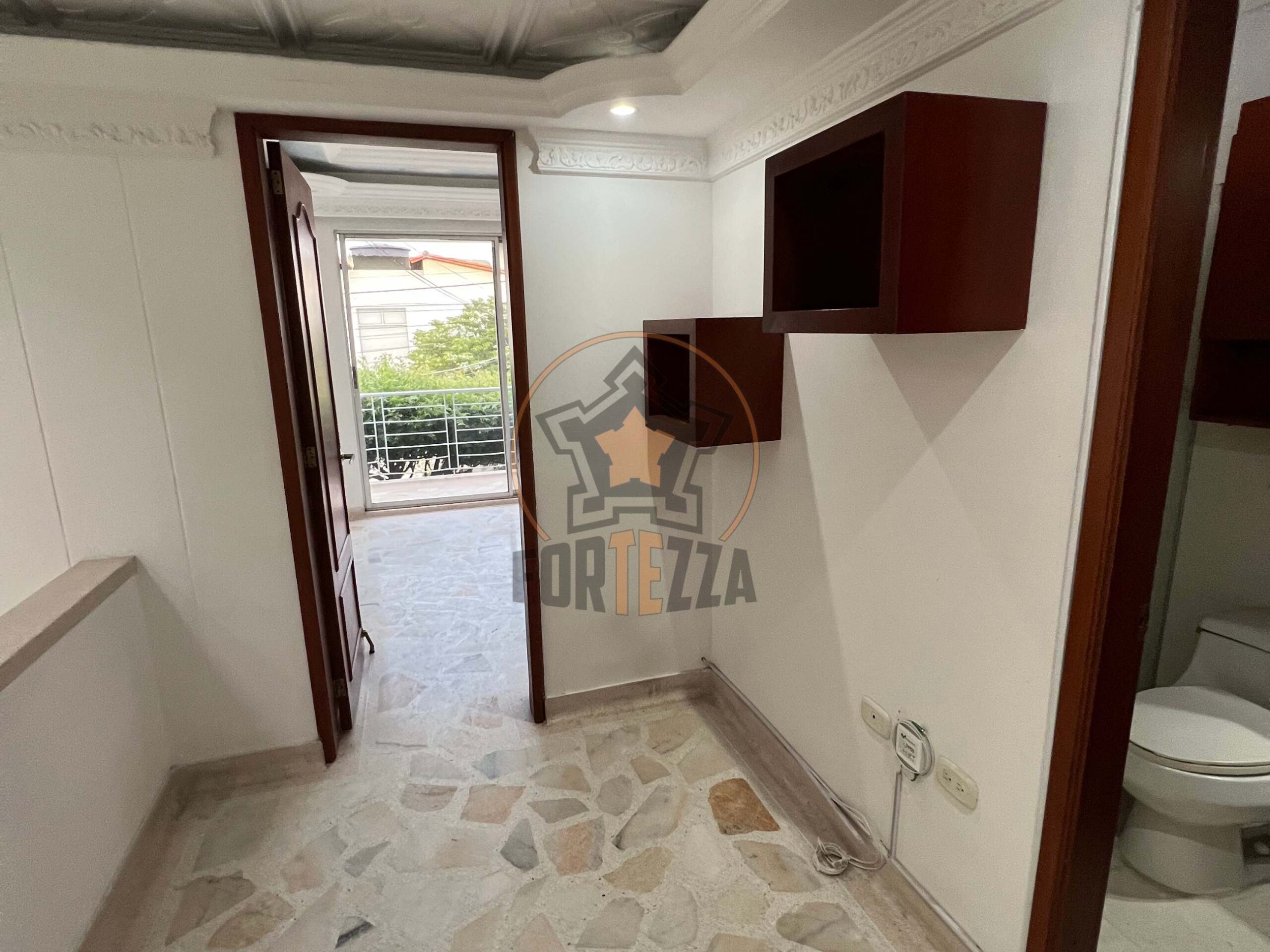 CASA EN VENTA-CONJUNTO CERADO ALCALÁ $360 MILLONES.