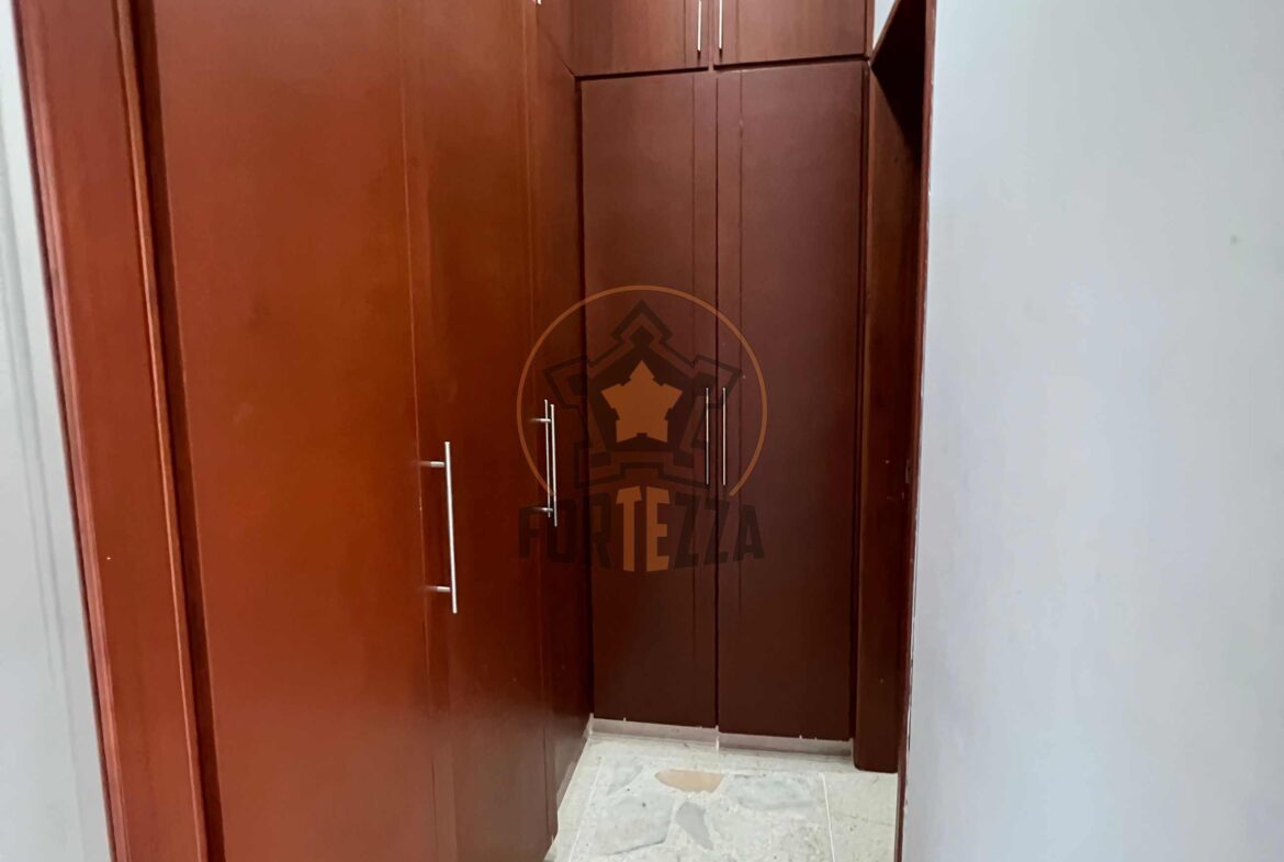CASA EN VENTA-CONJUNTO CERADO ALCALÁ $360 MILLONES.