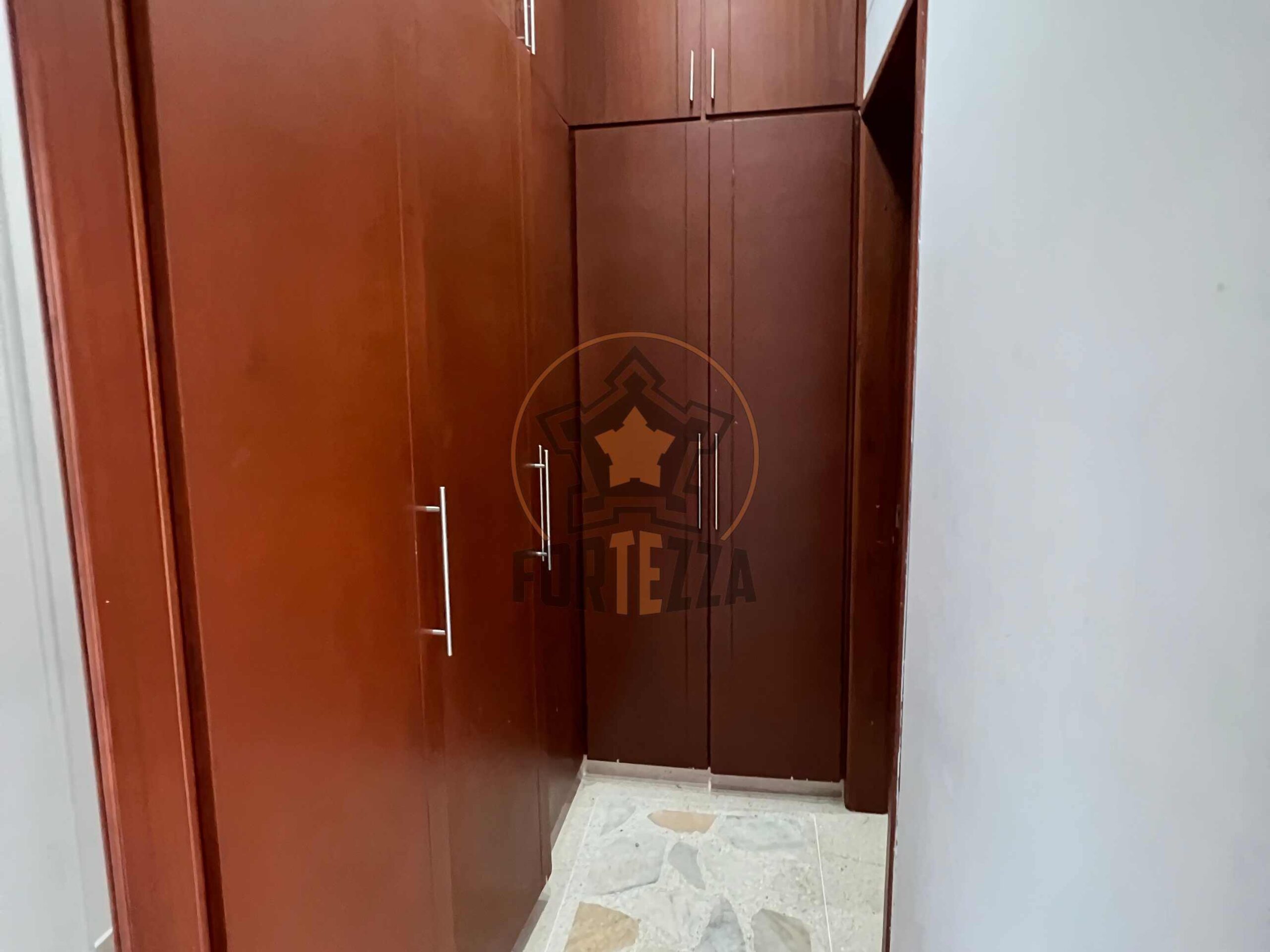 CASA EN VENTA-CONJUNTO CERADO ALCALÁ $360 MILLONES.