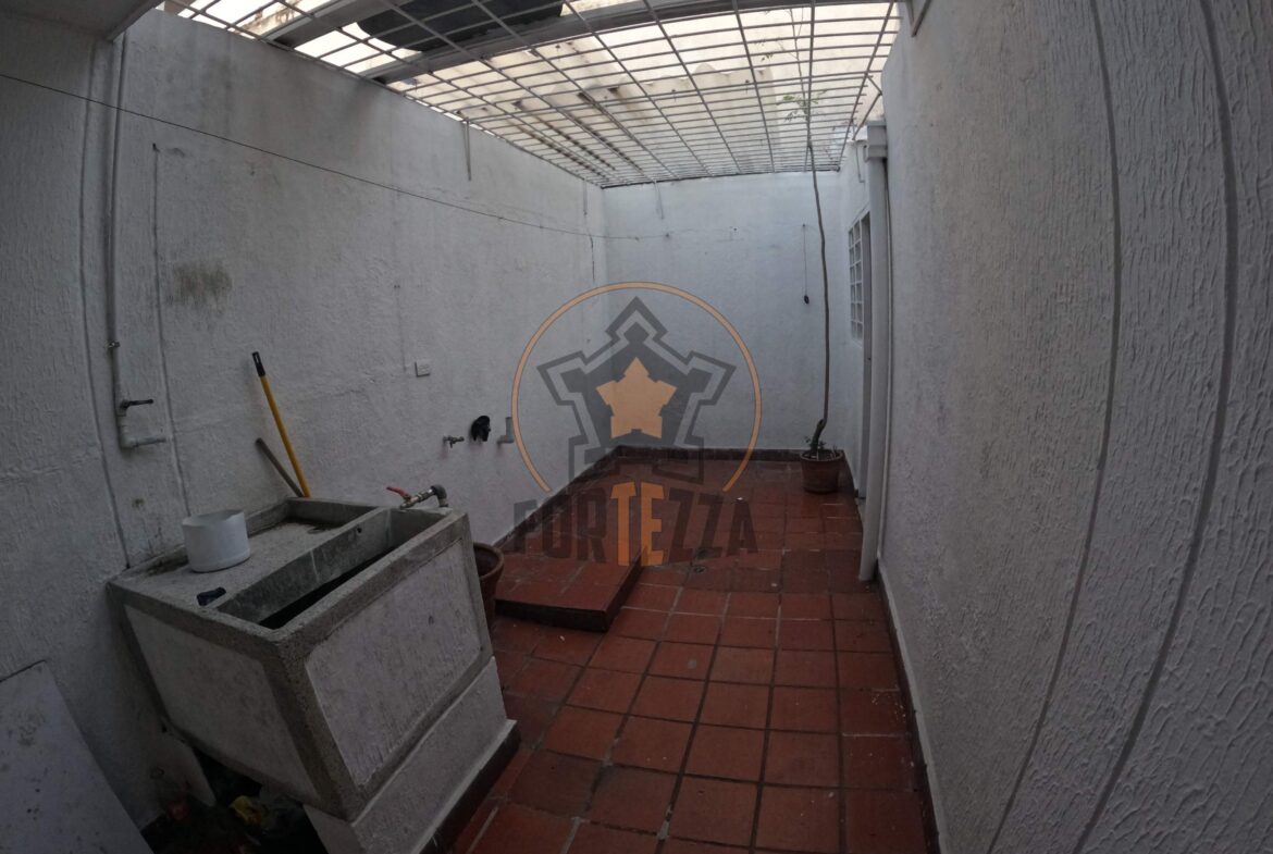 Casa en venta, los pinos, estrato 4. $300 millones
