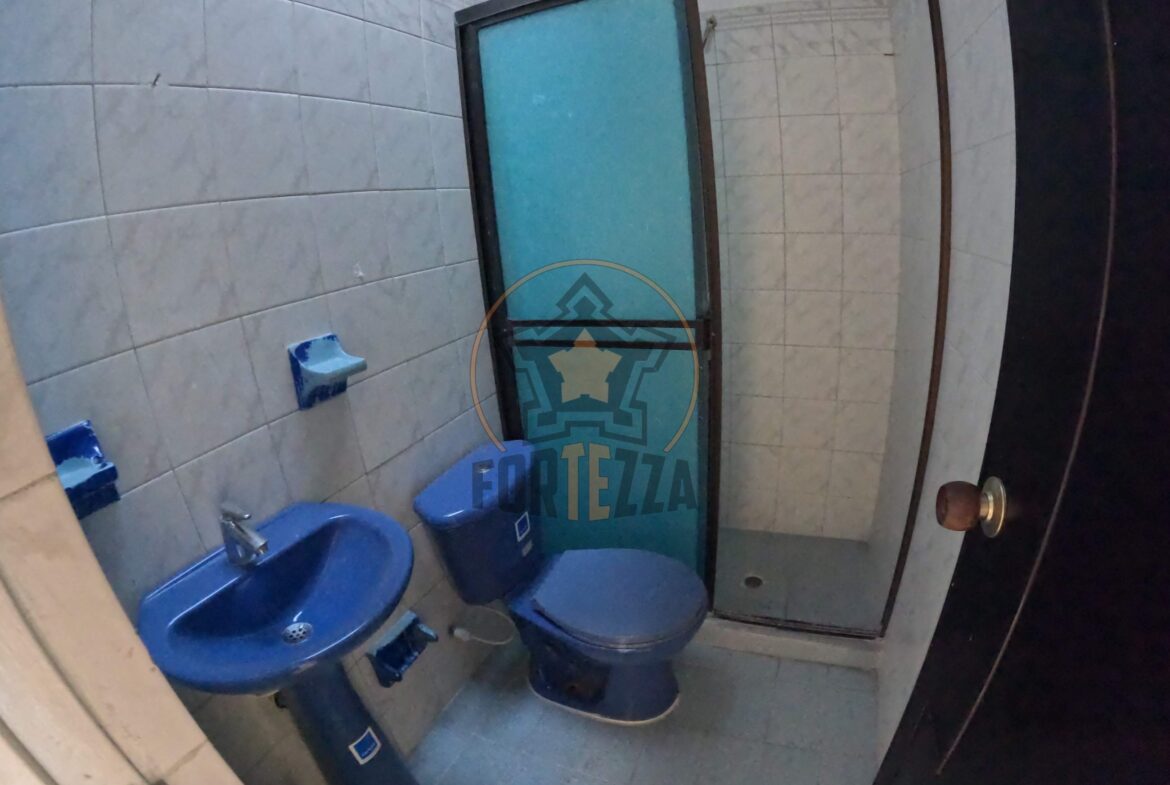 Casa en venta, los pinos, estrato 4. $300 millones
