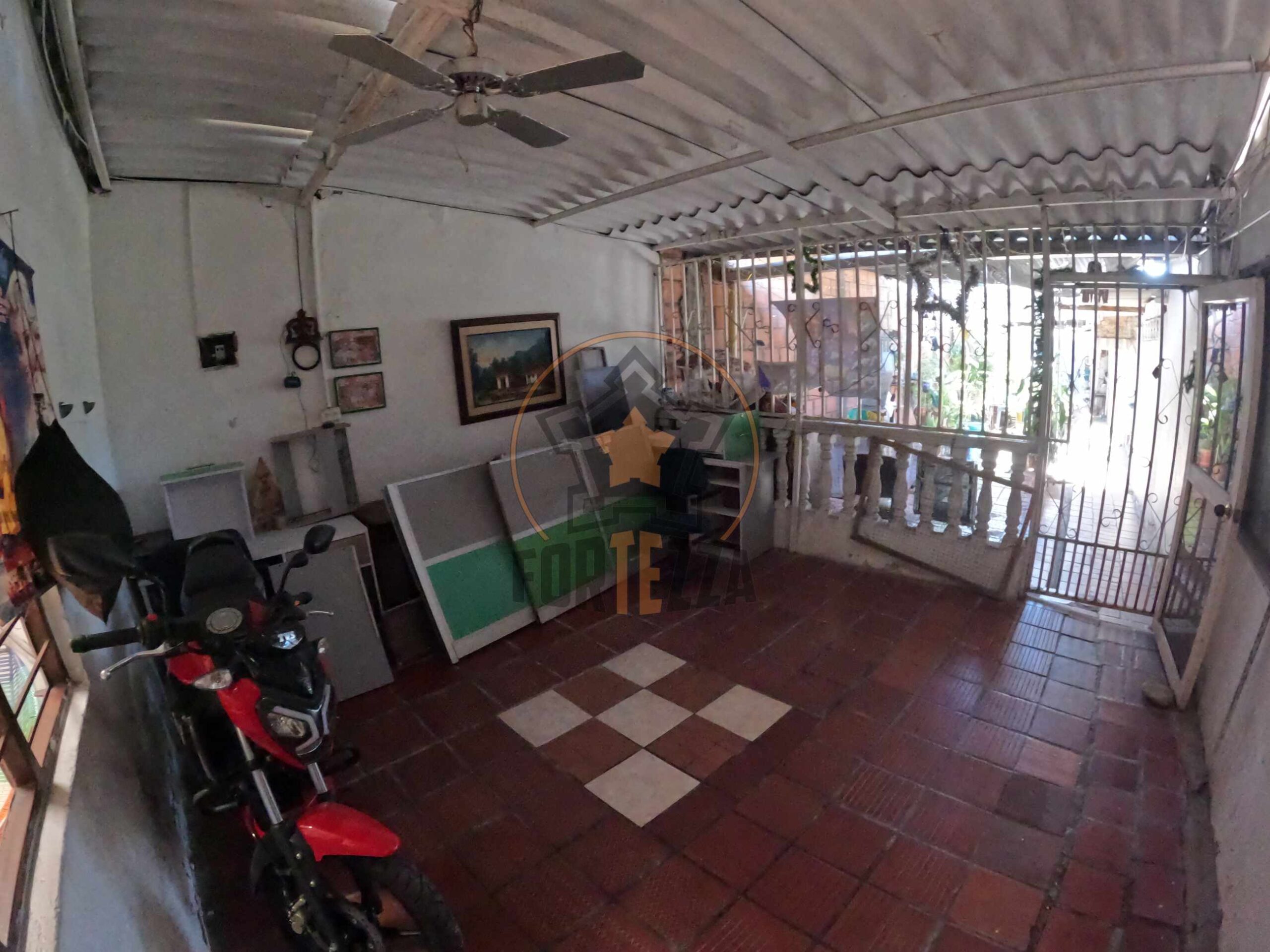Casa en venta, sector El Canal, Loma de Bolívar.