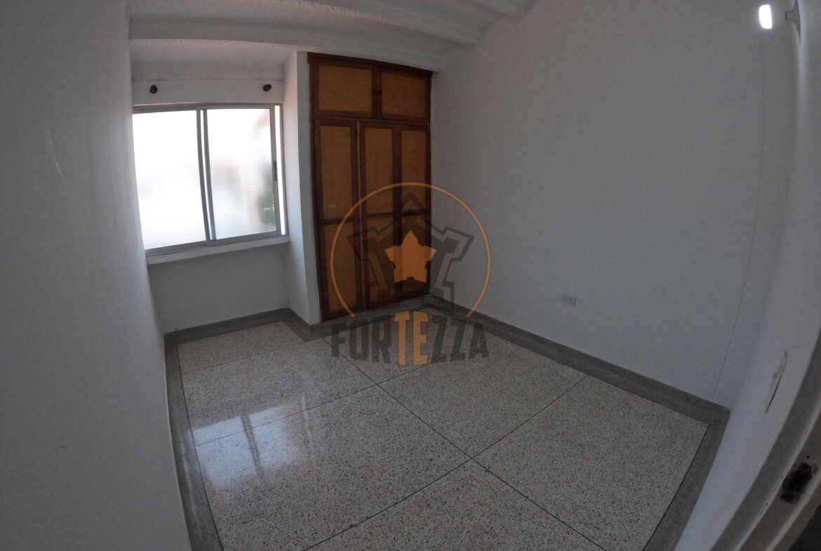 Casa en arriendo, conjunto cerrado por la avenida libertadores.