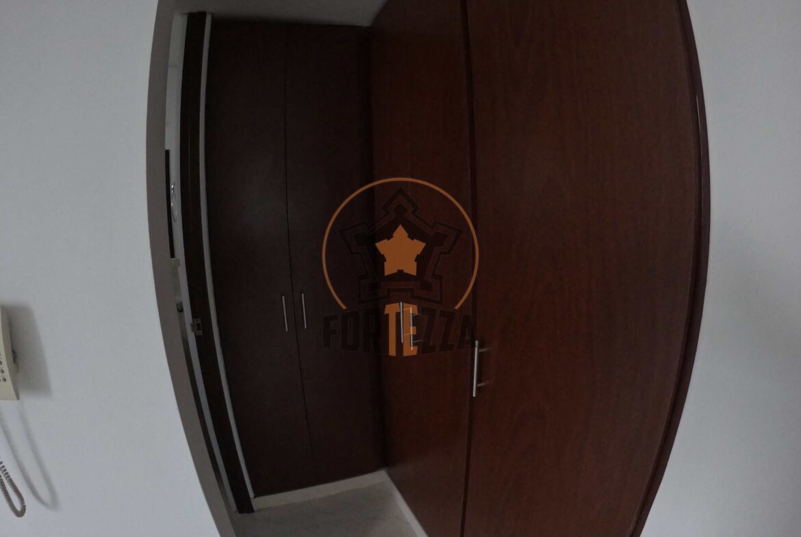 Apartamento en venta, en conjunto cerrado, Sector Prados Del Este.
