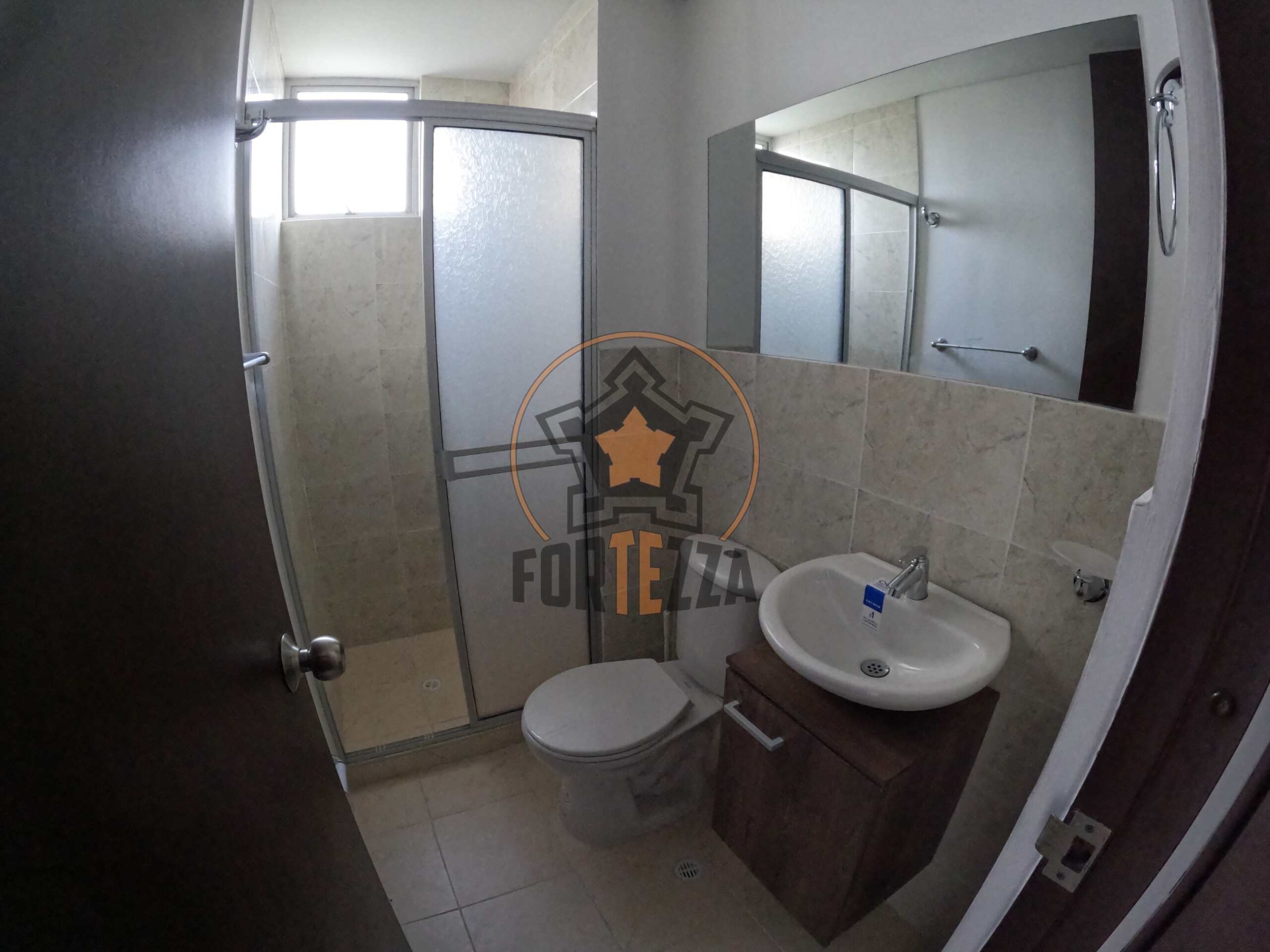 Apartamento en venta, en conjunto cerrado, Sector Prados Del Este.