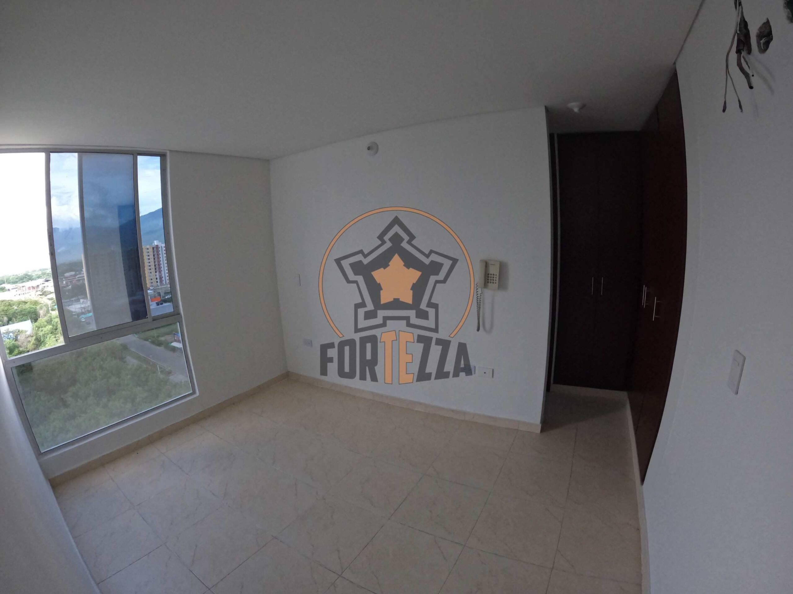 Apartamento en venta, en conjunto cerrado, Sector Prados Del Este.
