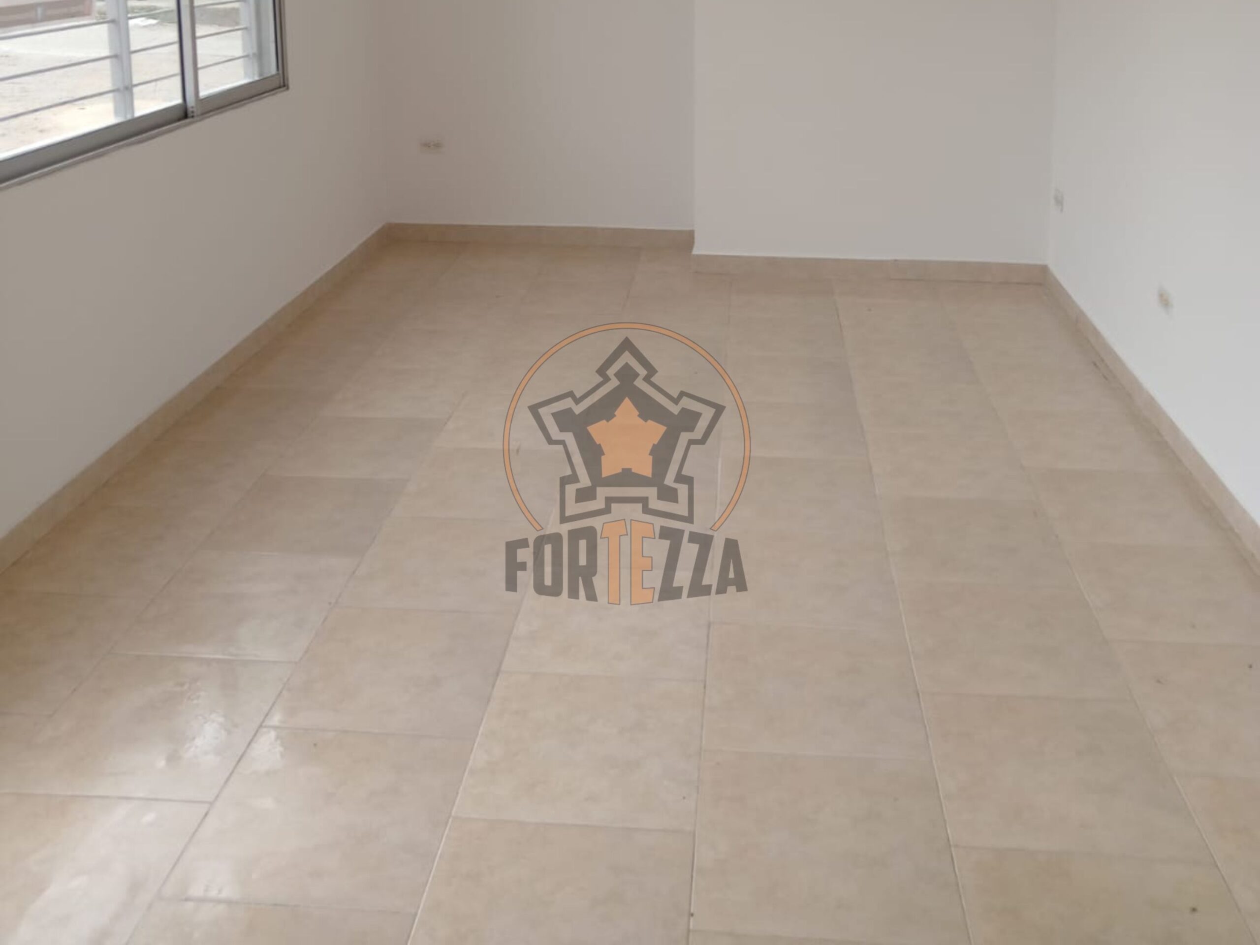Local en arriendo-barrio San Luis