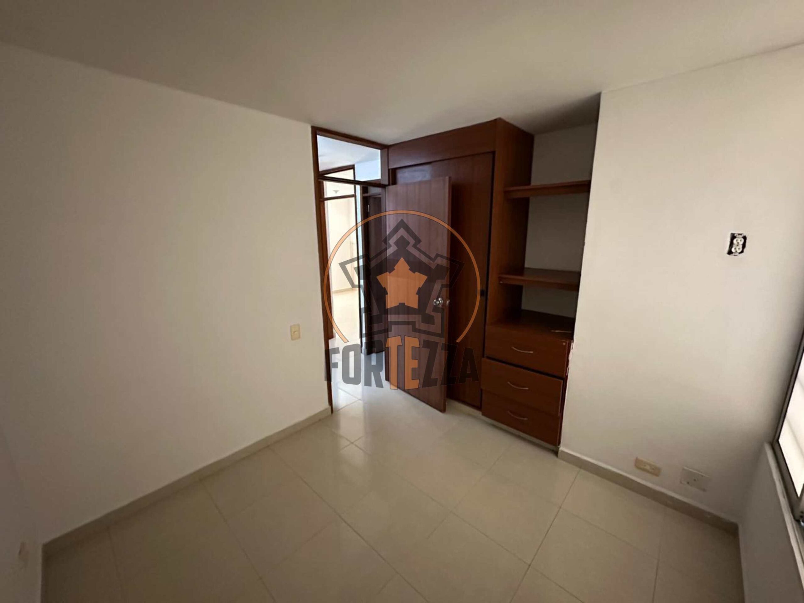 Apartamento en venta en el sector Prados Del Este.