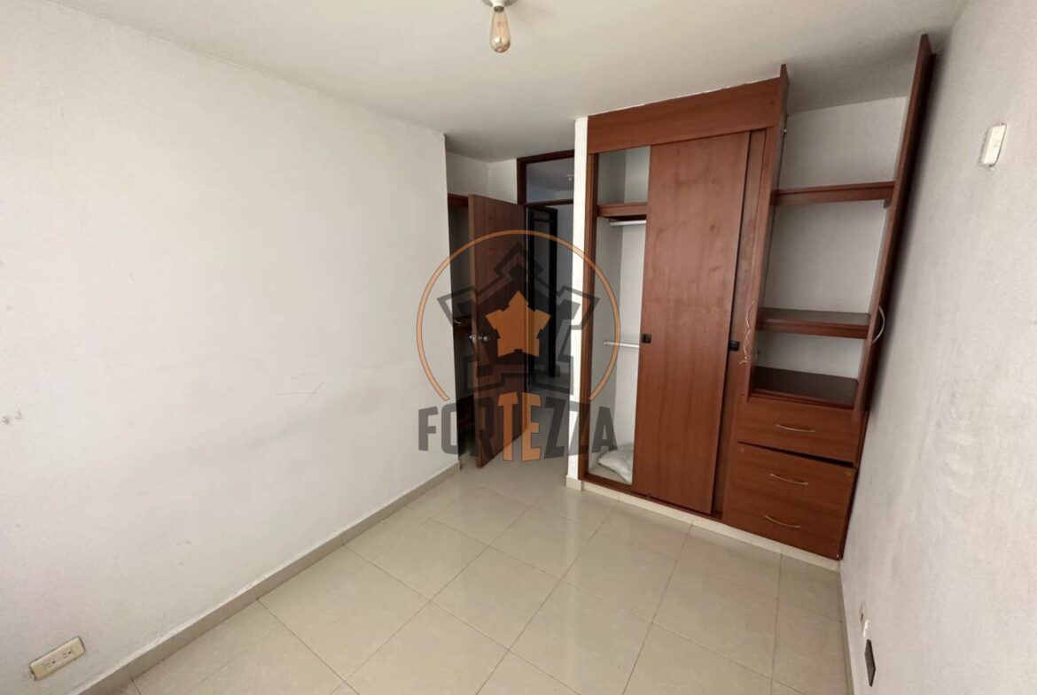 Apartamento en venta en el sector Prados Del Este.