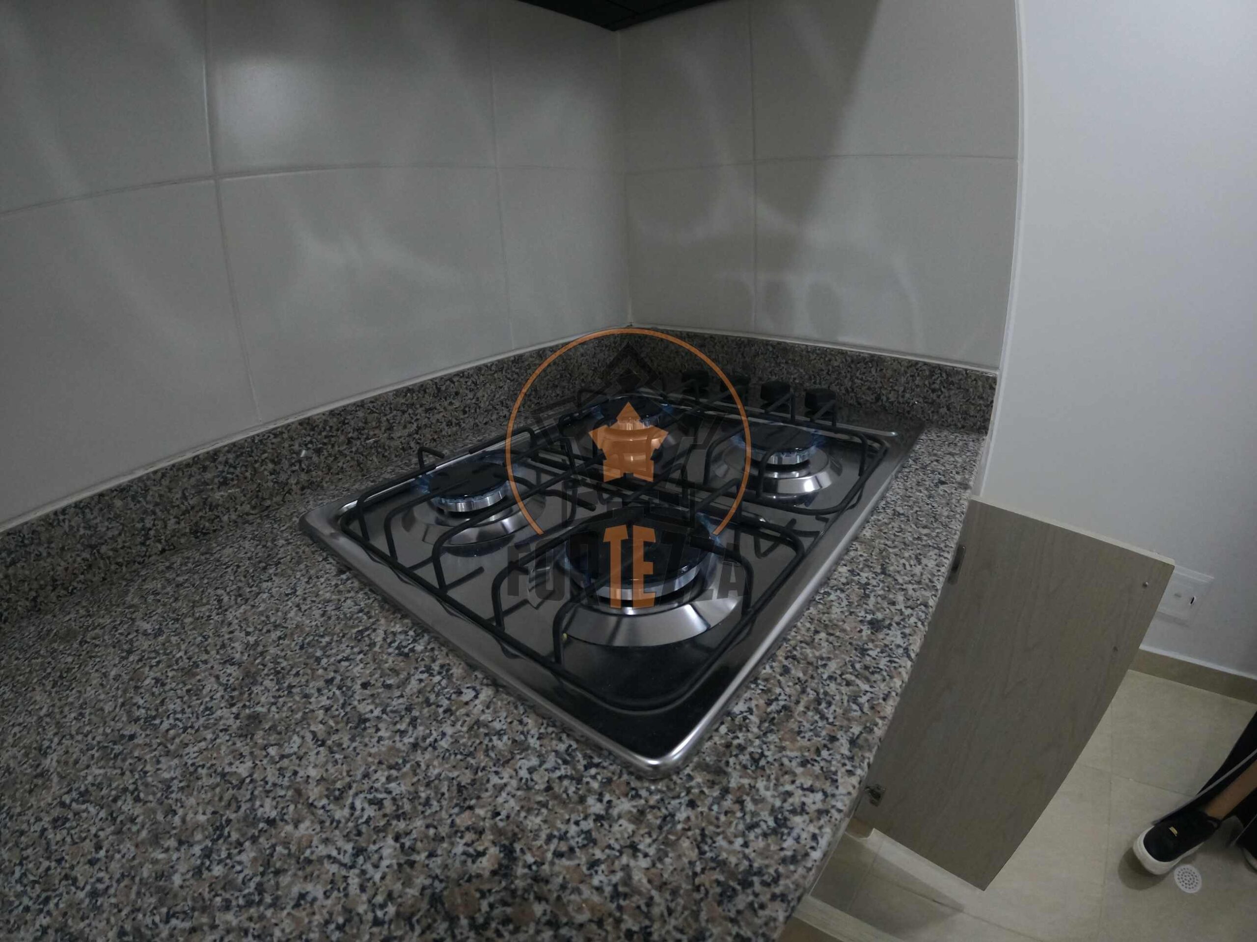 Apartamento en arriendo en el sector de niza.