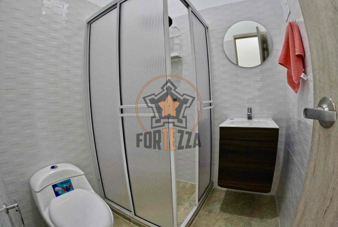CASA DE LUJO EN VENTA, EN UN SUPER SECTOR.