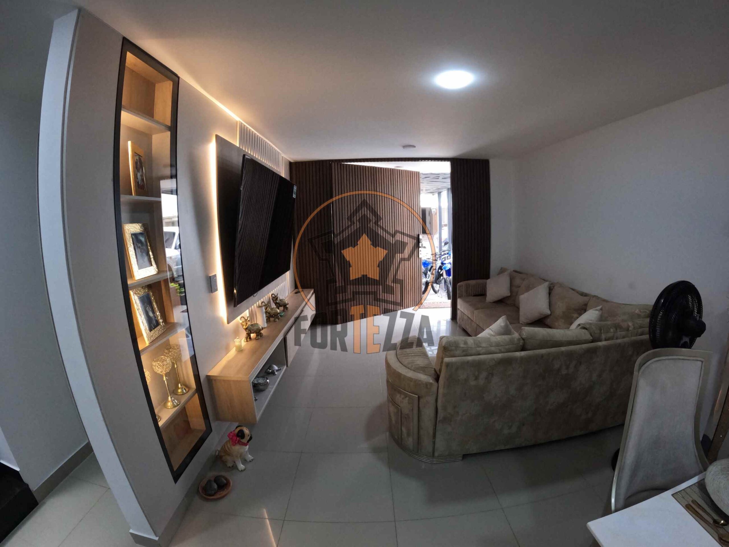 Casa de lujo en venta, conjunto Sierra Nevada.