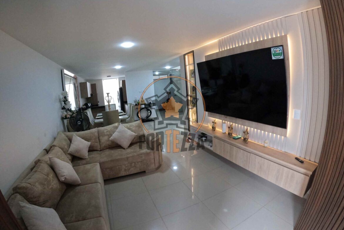 Casa de lujo en venta, conjunto Sierra Nevada.