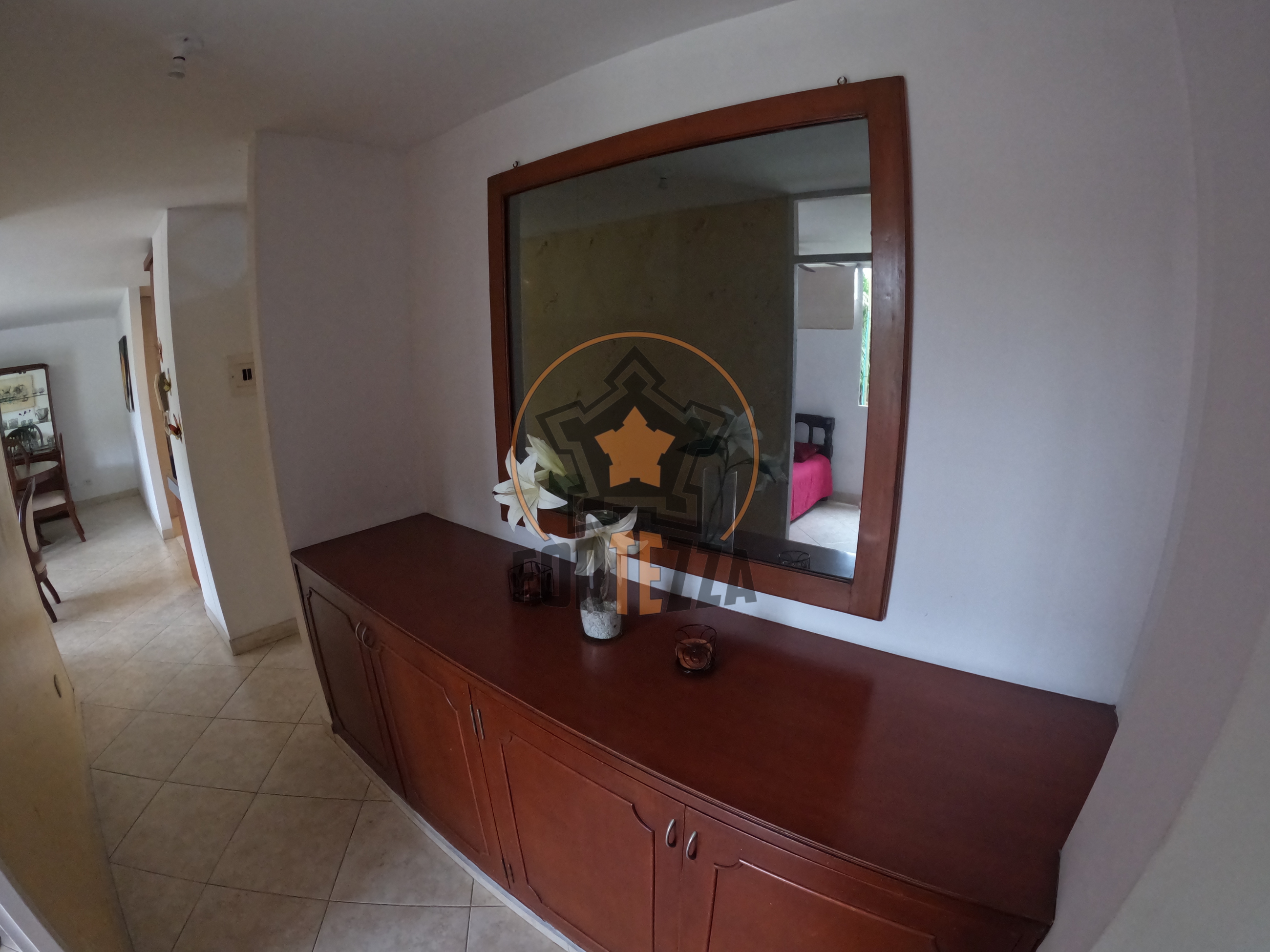 Apartamento amoblado en arriendo por la Av Libertadores